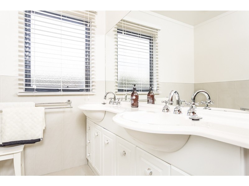 3 Woodford Glade, Newstead TAS 7250