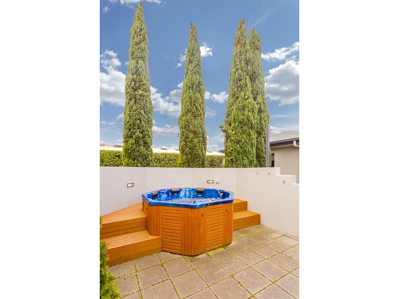 3 Woodford Glade, Newstead TAS 7250