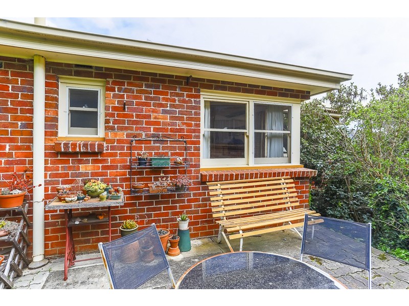 253 Upper York St, West Launceston TAS 7250