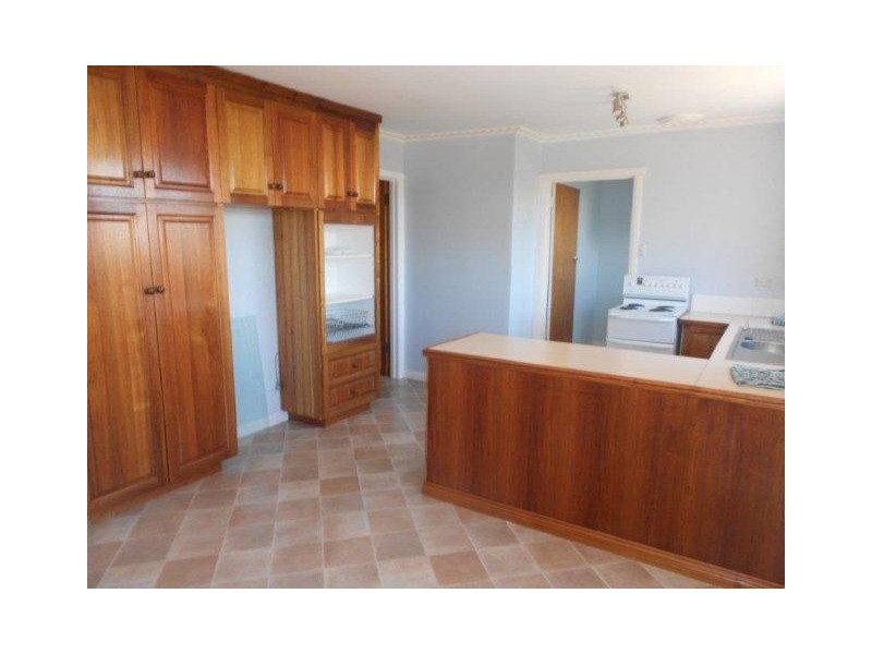 42 Tompsons Lane, Newnham TAS 7248