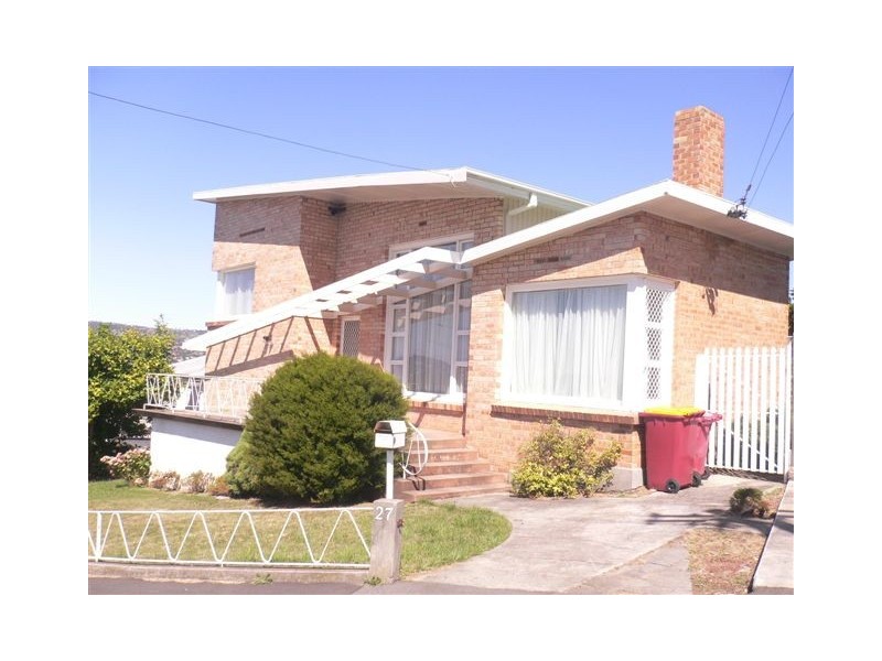 27 Wood St, Mowbray TAS 7248