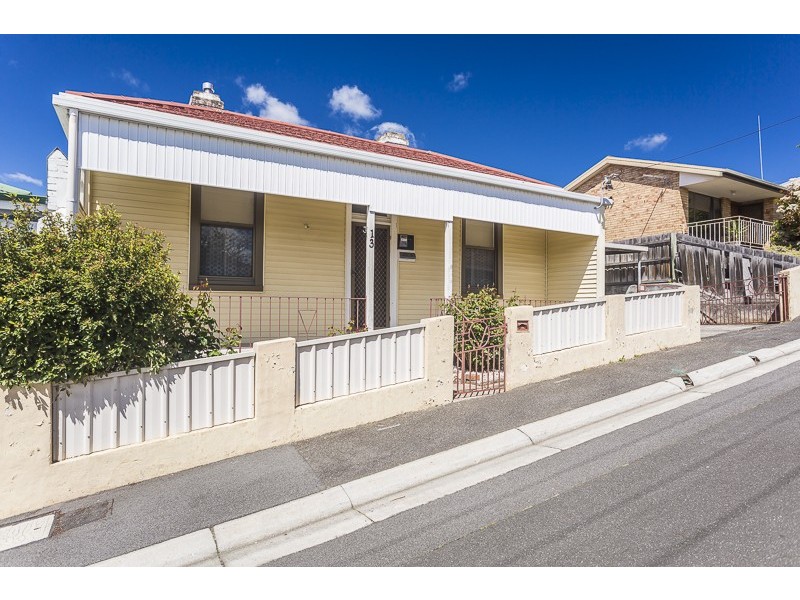 13 Crescent Grove, West Launceston TAS 7250