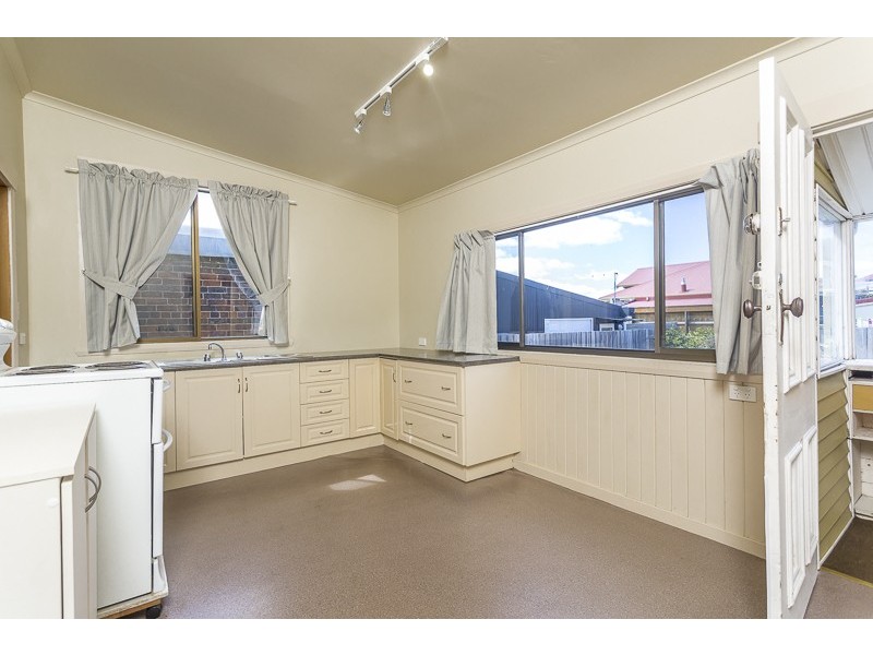 13 Crescent Grove, West Launceston TAS 7250