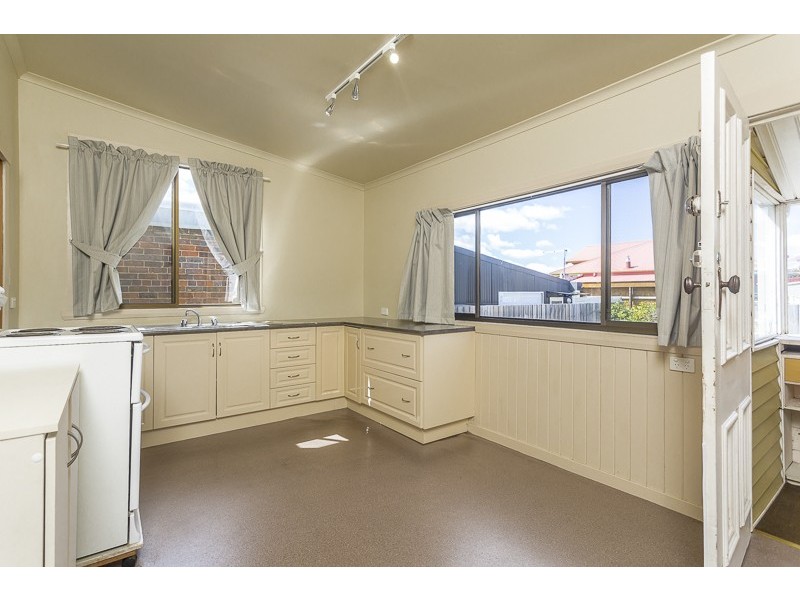 13 Crescent Grove, West Launceston TAS 7250