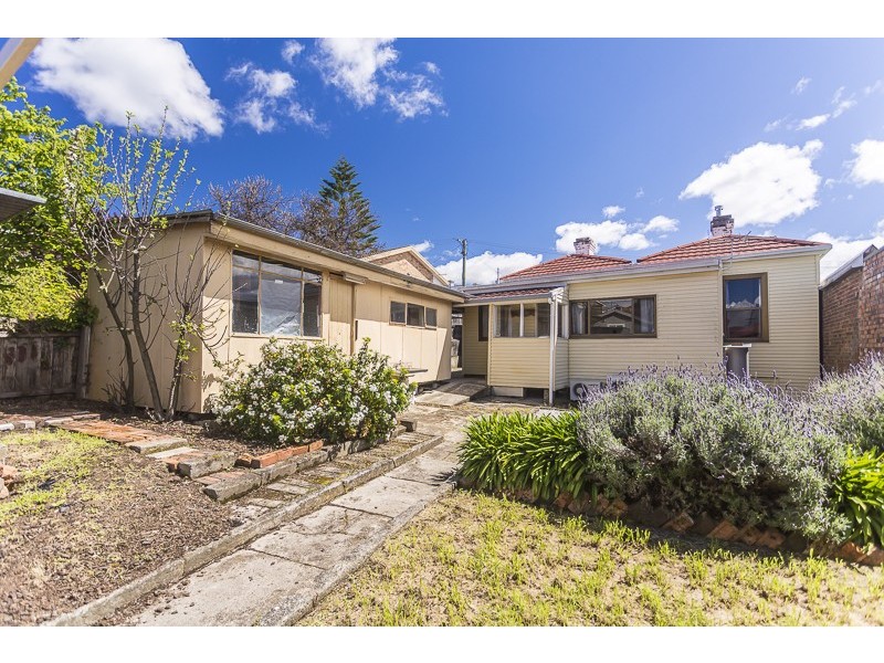 13 Crescent Grove, West Launceston TAS 7250