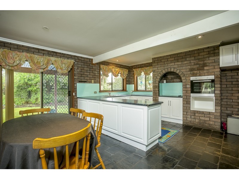 16 Cromwell St, Perth TAS 7300