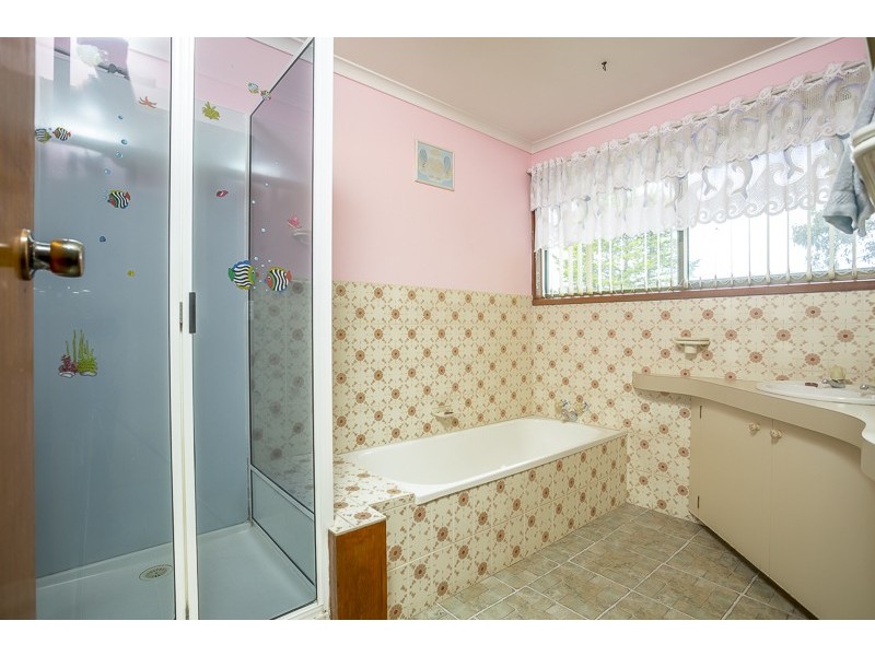 16 Cromwell St, Perth TAS 7300