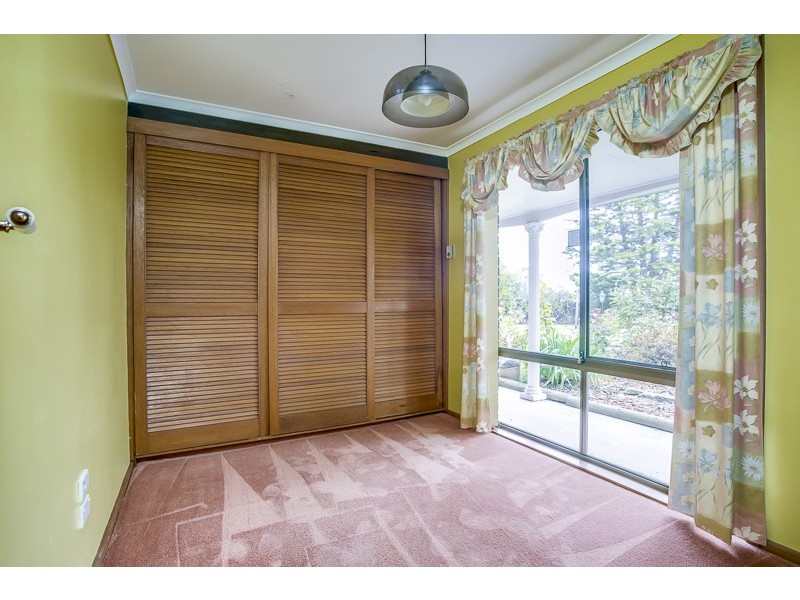 16 Cromwell St, Perth TAS 7300