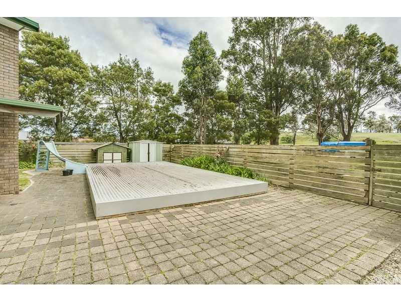 16 Cromwell St, Perth TAS 7300