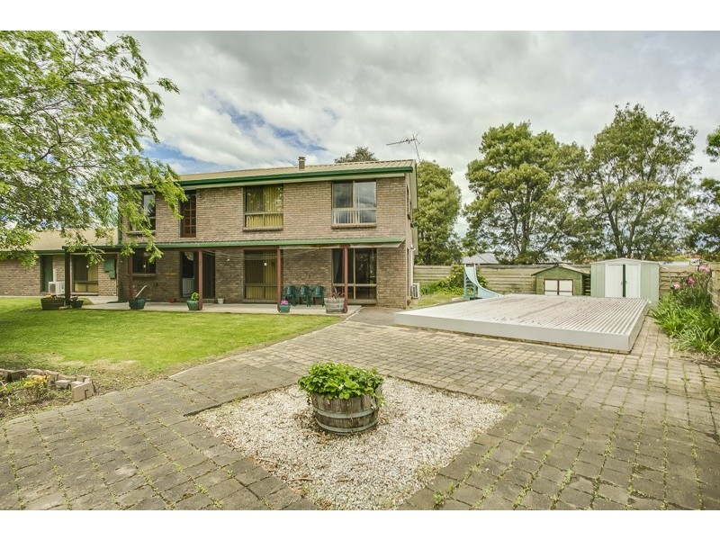 16 Cromwell St, Perth TAS 7300