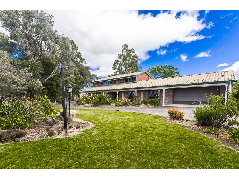 16 Cromwell St, Perth TAS 7300