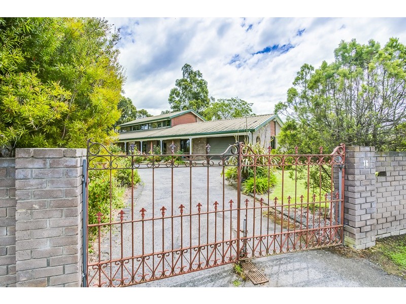 16 Cromwell St, Perth TAS 7300