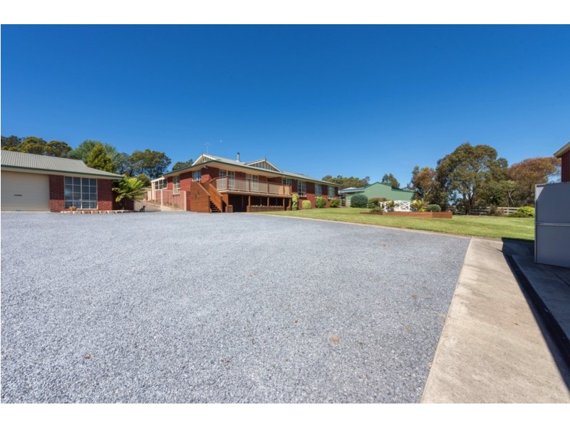 9 Pinsley Drive, St Leonards TAS 7250
