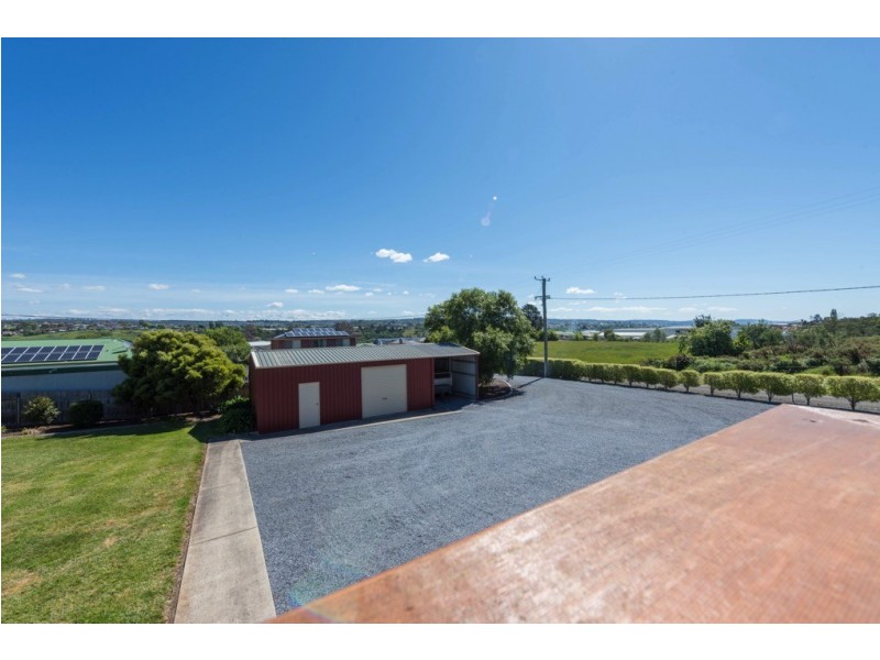 9 Pinsley Drive, St Leonards TAS 7250