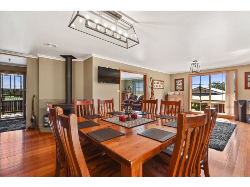 9 Pinsley Drive, St Leonards TAS 7250