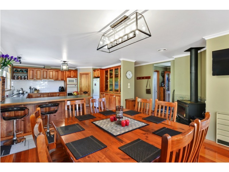 9 Pinsley Drive, St Leonards TAS 7250