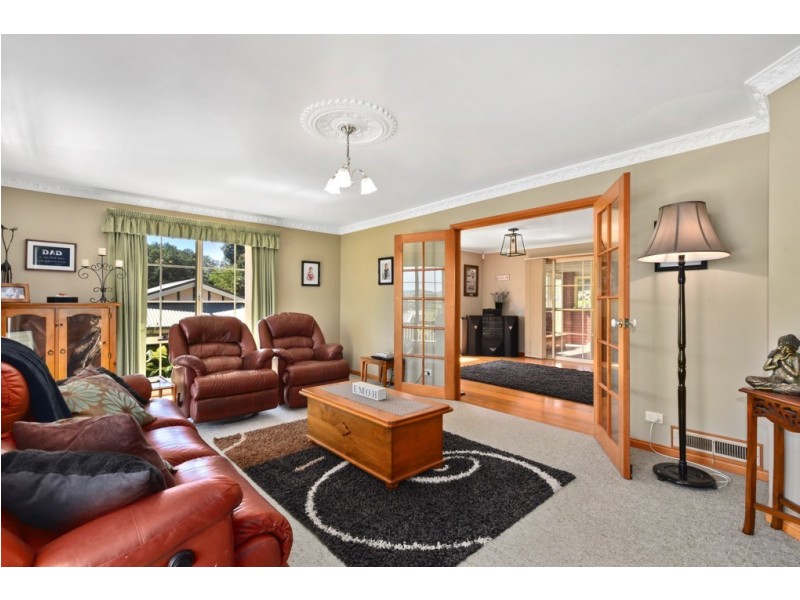 9 Pinsley Drive, St Leonards TAS 7250