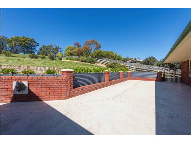 9 Pinsley Drive, St Leonards TAS 7250