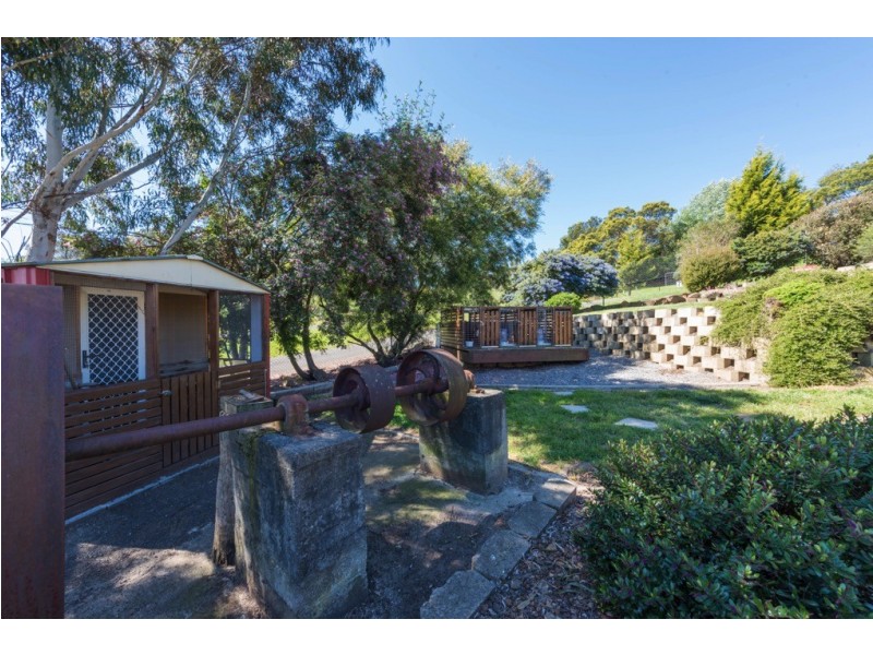 9 Pinsley Drive, St Leonards TAS 7250