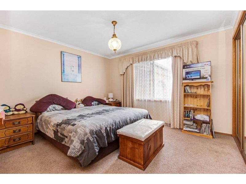 13 Country Club Ave, Prospect Vale TAS 7250