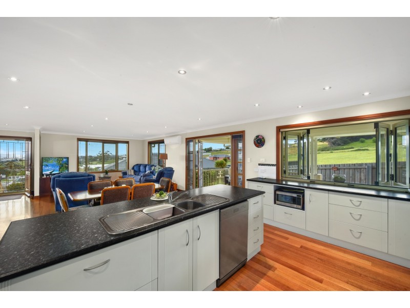 13 Ashfield Court, St Leonards TAS 7250