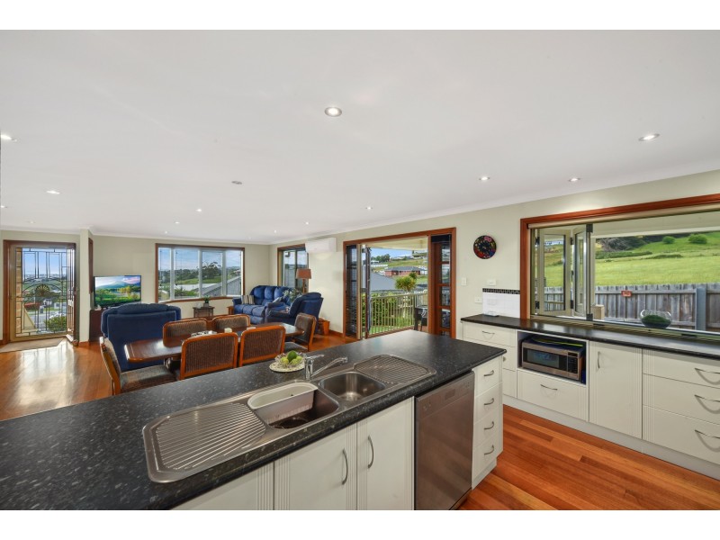 13 Ashfield Court, St Leonards TAS 7250