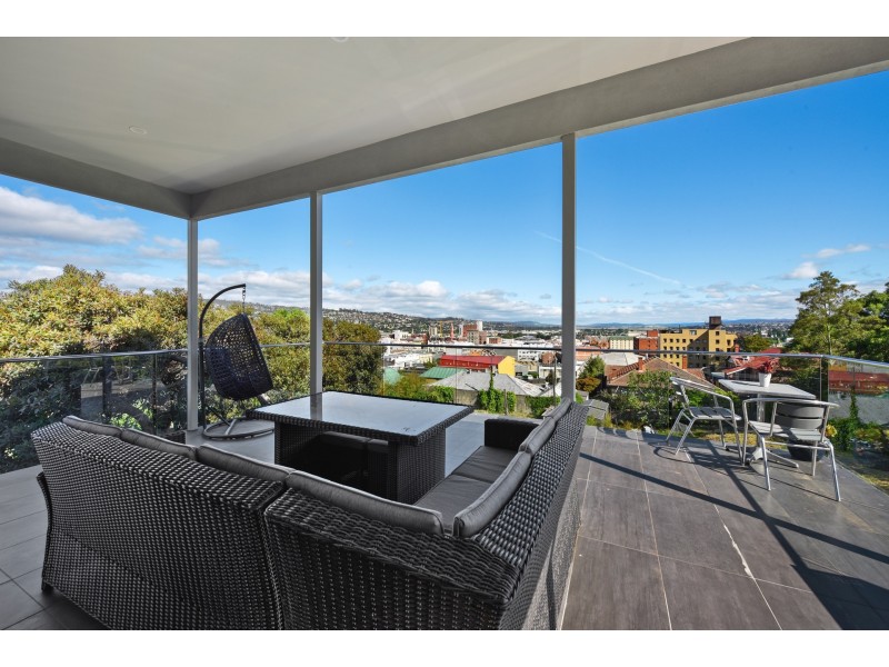 4/4a Elizabeth Street, Launceston TAS 7250