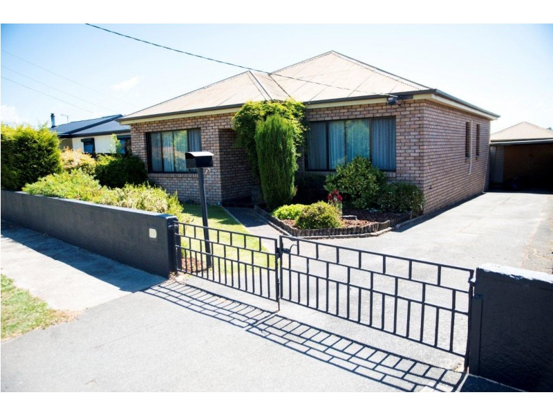 14 Clare St, Mowbray TAS 7248