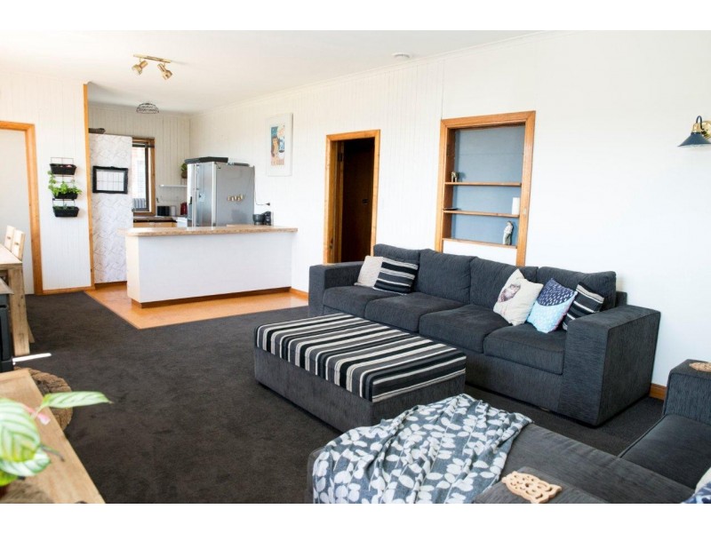 14 Clare St, Mowbray TAS 7248