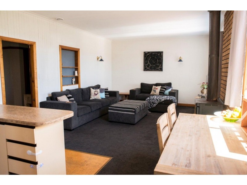 14 Clare St, Mowbray TAS 7248