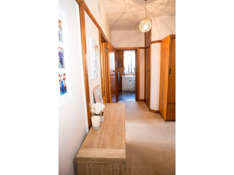 14 Clare St, Mowbray TAS 7248