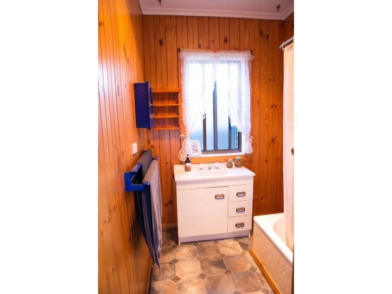 14 Clare St, Mowbray TAS 7248