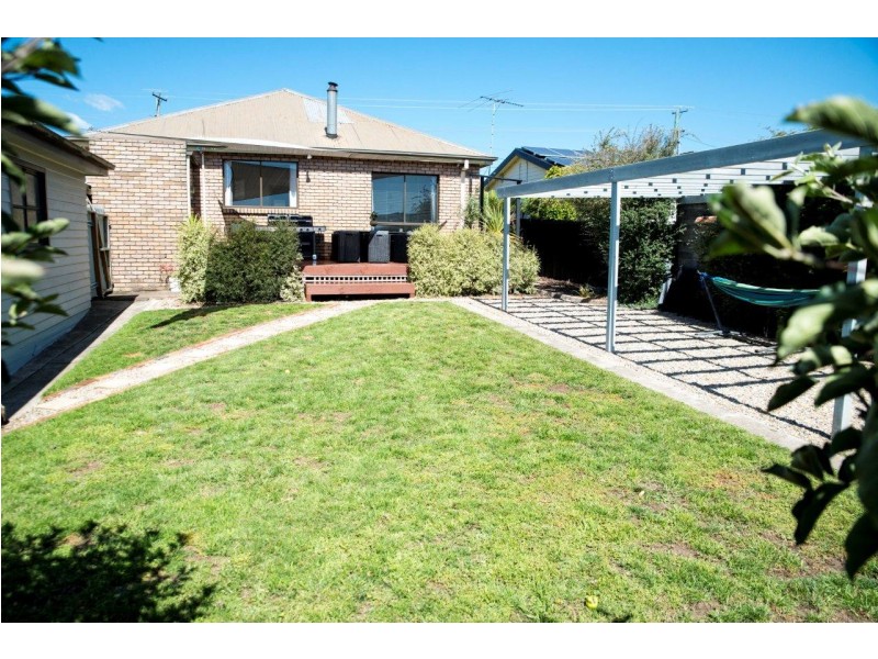 14 Clare St, Mowbray TAS 7248
