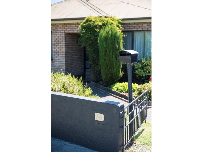 14 Clare St, Mowbray TAS 7248
