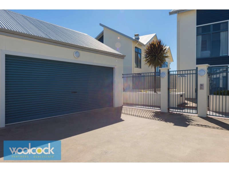12 Seaport Blv, Launceston TAS 7250