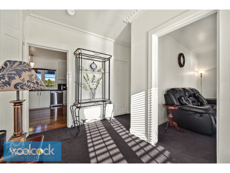 2 Bank Street, Mowbray TAS 7248