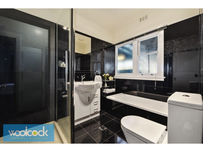 2 Bank Street, Mowbray TAS 7248