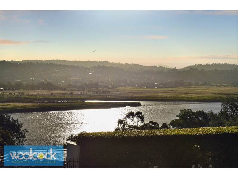 2 Bank Street, Mowbray TAS 7248