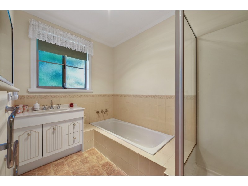 2/3 Amanda Court, West Launceston TAS 7250