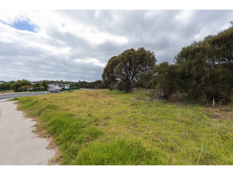 2 Sandy Court, Low Head TAS 7253