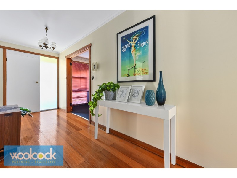 6 Egan St, Newnham TAS 7248