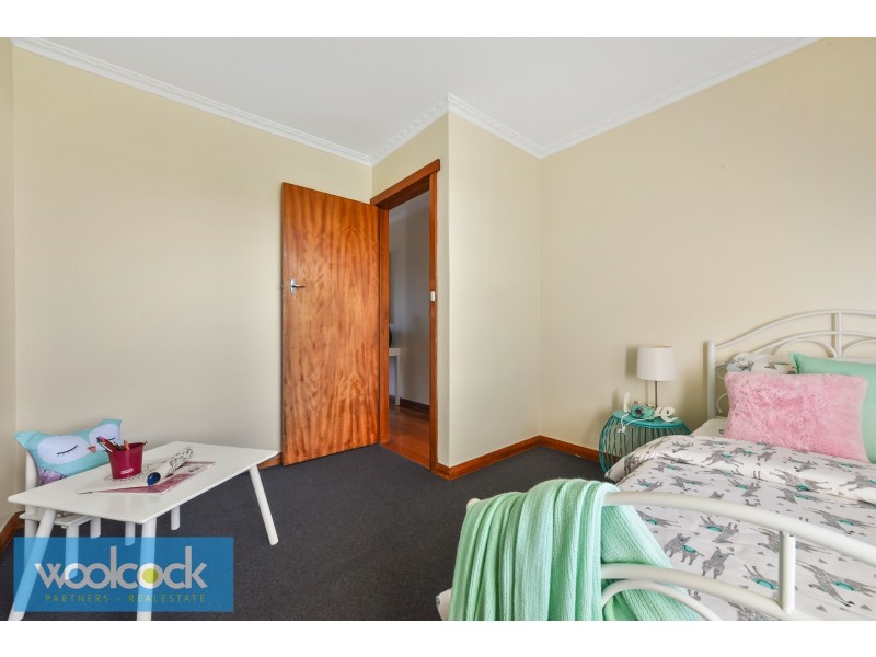 6 Egan St, Newnham TAS 7248
