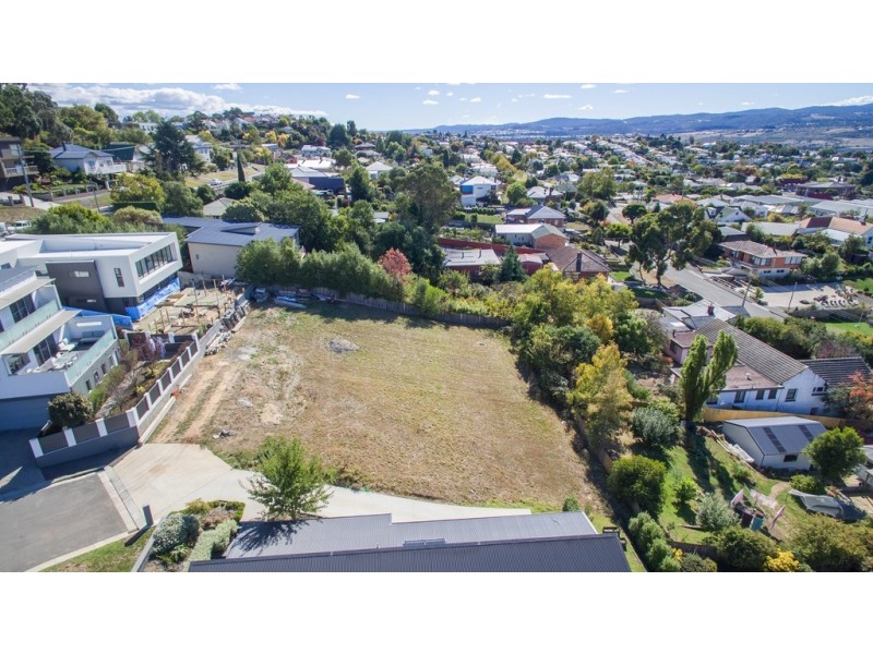 4 Roman Crt, Newstead TAS 7250