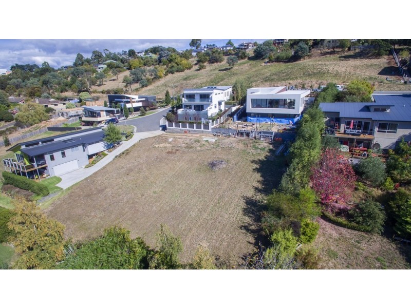 4 Roman Crt, Newstead TAS 7250