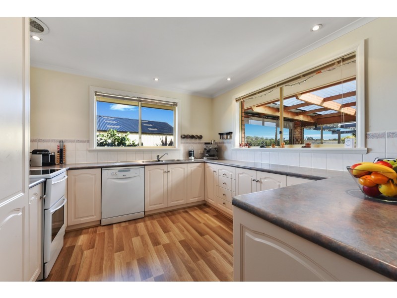1 Wongarra Ave, Legana TAS 7277