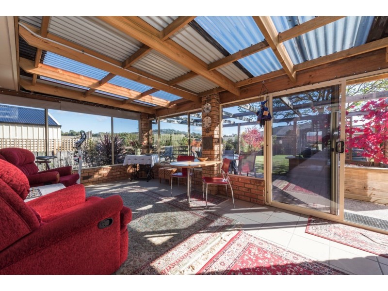 1 Wongarra Ave, Legana TAS 7277