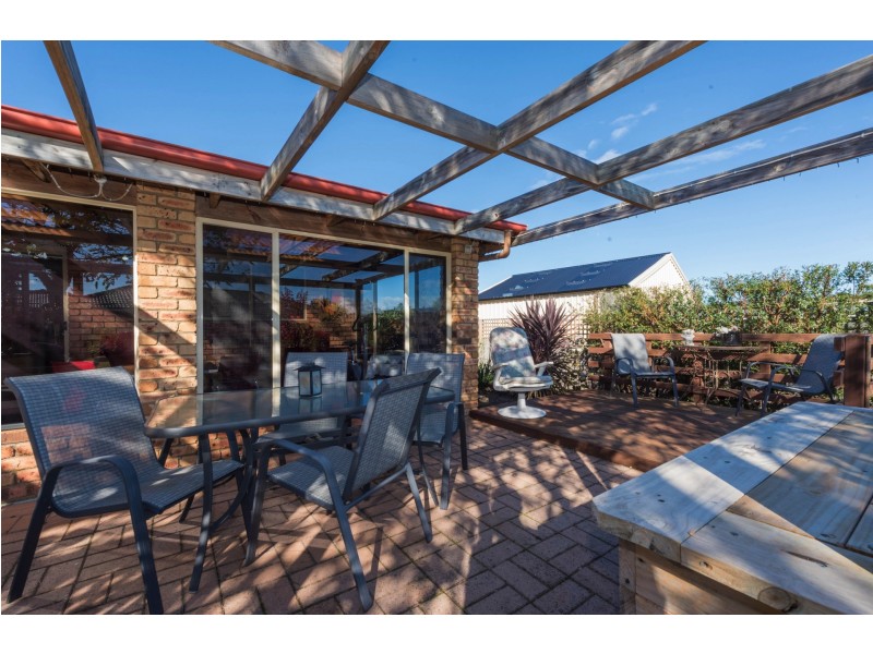 1 Wongarra Ave, Legana TAS 7277