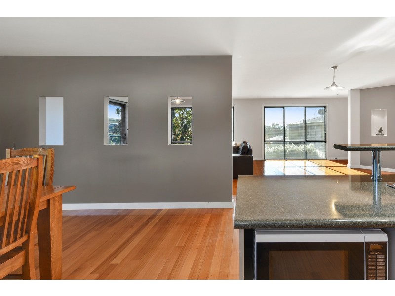 1 Francis St, Riverside TAS 7250