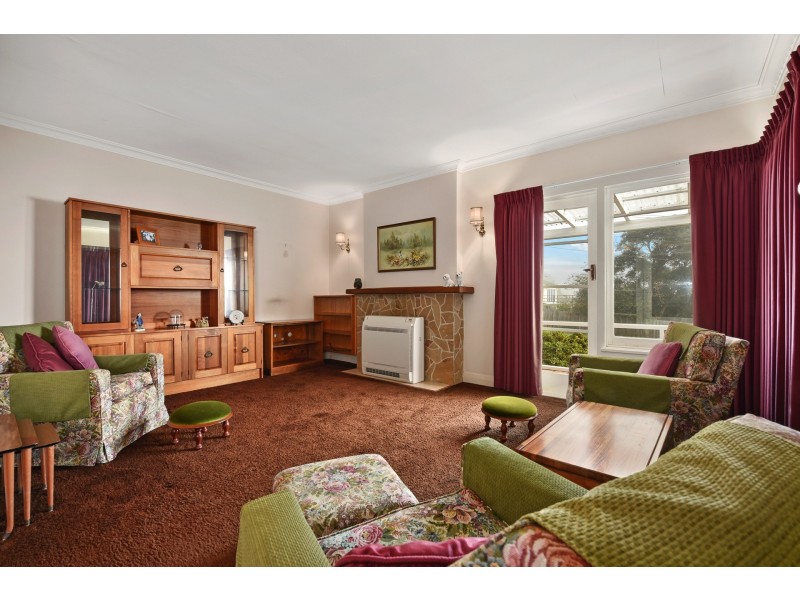 1 Pomona Rd, Riverside TAS 7250