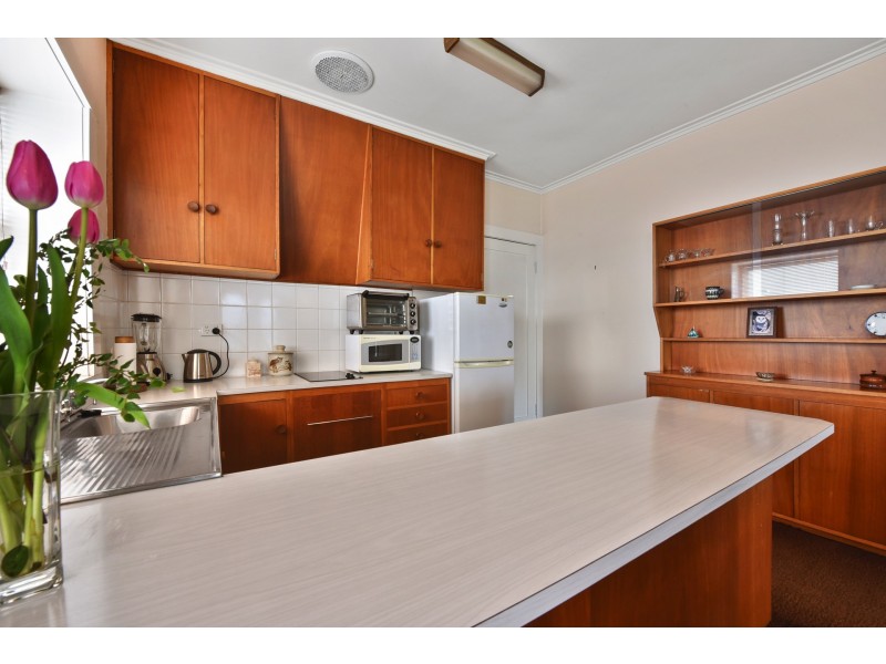 1 Pomona Rd, Riverside TAS 7250